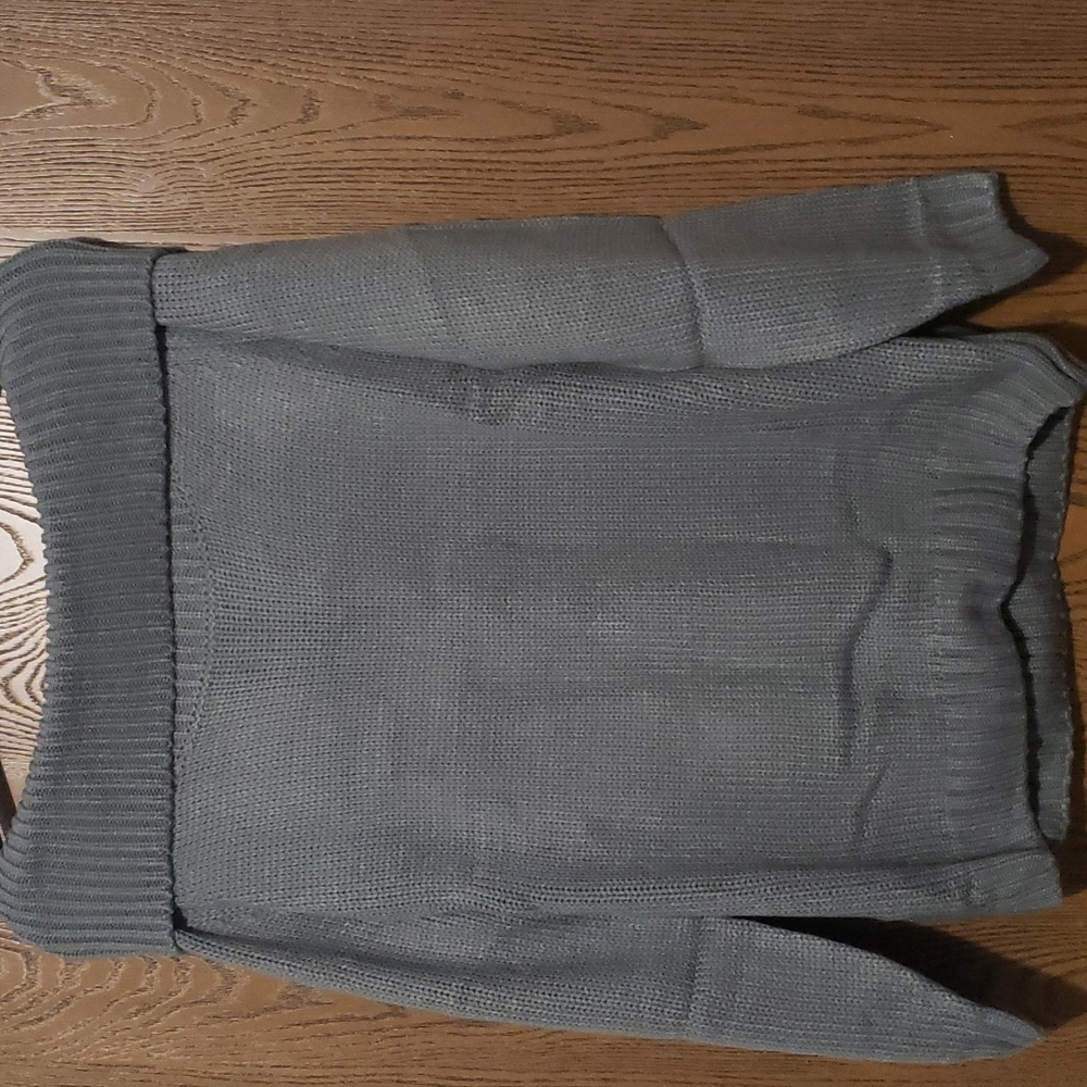 1 xl left🌼New boutique off the shoulder sweater - Picture 3 of 7